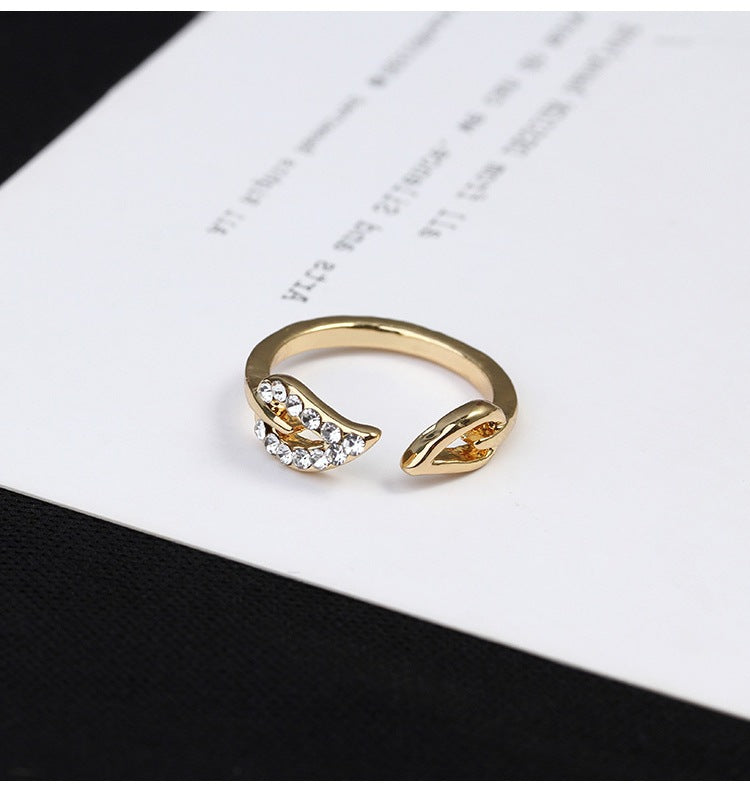Leaf-Inlaid Couple Rings, side view